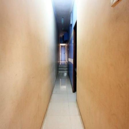 مومباي Sahara Inn Guest House المظهر الخارجي الصورة